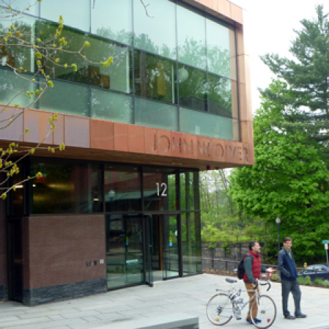 洋書 Energy Resilient Buildings and Communiti Energy Resilience | Building Energy Codes Program
